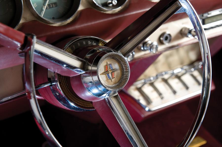  Lincoln Continental Mk II 1956 года  (фото 16 из 68)